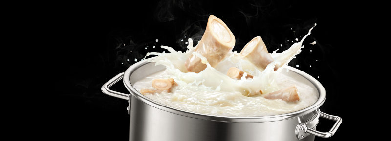 坚守现熬初心!张亮麻辣烫牛骨汤底，每一口都是匠心味道