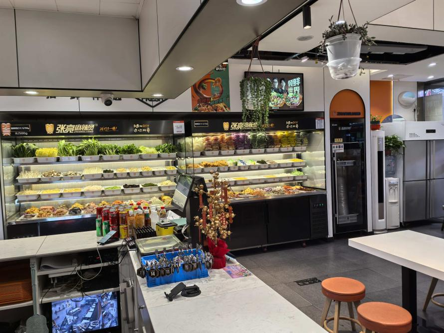 西安加盟业主刘明明：张亮麻辣烫让我摆脱厨师依赖，从“被动雇主"到"主动经营”