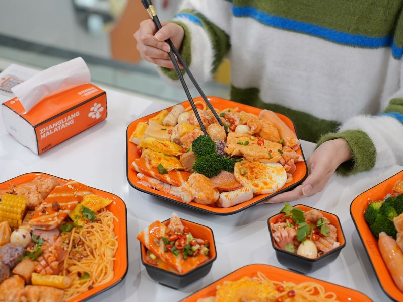 近20载坚守，张亮麻辣烫深耕年轻市场不止步