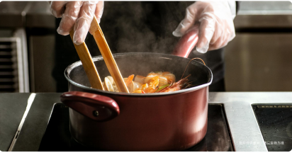 一碗麻辣烫，共筑创富梦：张亮集团与加盟商的“热辣”共赢之路