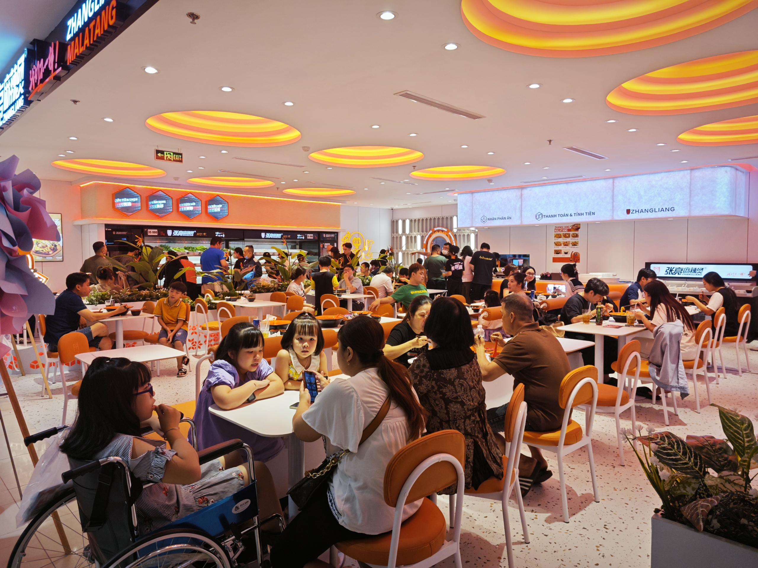 广州麻辣烫加盟怎么运营，南方城市开店实操参考