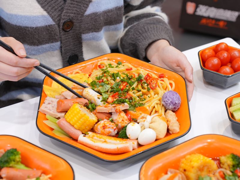做餐饮加盟？张亮麻辣烫有哪些优势