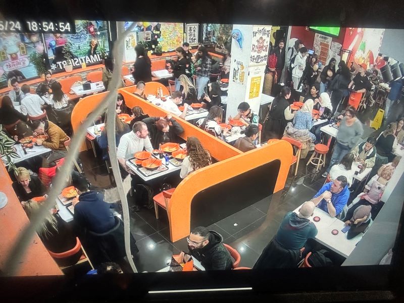 网红餐饮繁荣背后的生存逻辑与麻辣烫加盟困局