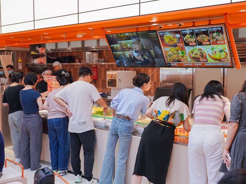 冒菜和麻辣烫哪个更受学生欢迎？