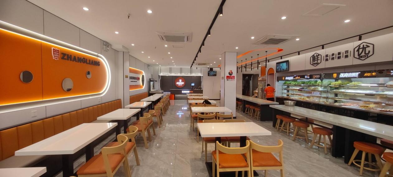 张亮麻辣烫加盟业主李博：年盈利70万，六年坚守，熬出北京密云最暖心味道