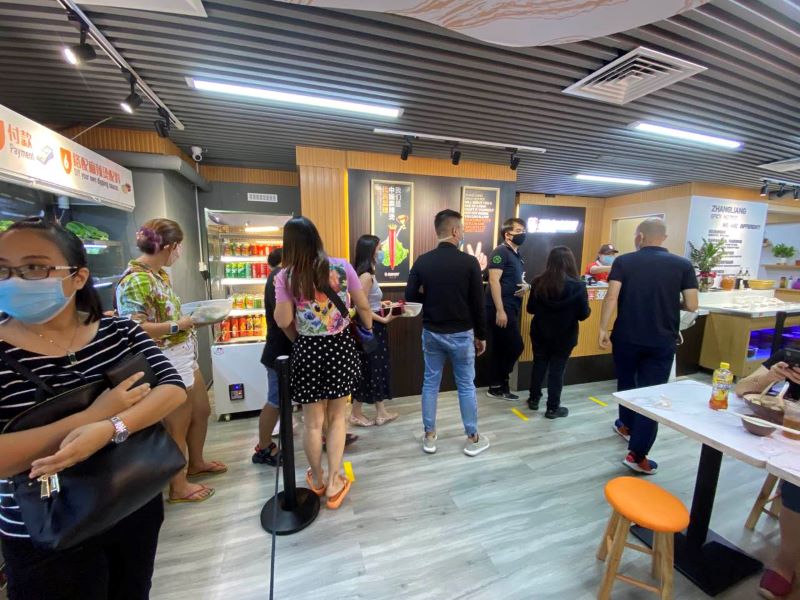 麻辣烫：小吃创业的 “快餐之王”？从推车到门店的财富密码