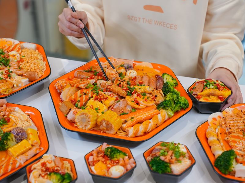 开麻辣烫店:加盟还是自创?四大维度帮你做决策 开麻辣烫店:加盟还是自创?四大维度帮你做决策