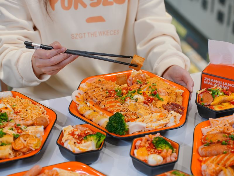 深夜治愈美食！张亮麻辣烫守护年轻人的深夜味蕾